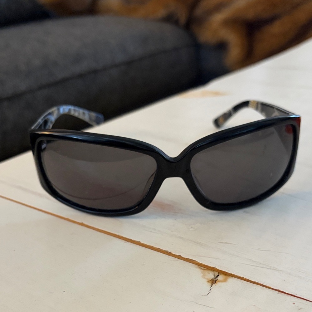 Vera Bradley Black Sunglasses with Case